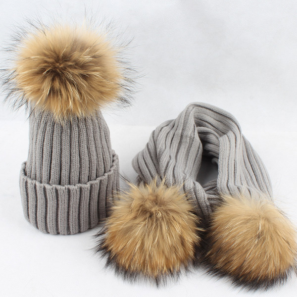 Lady Fashion Acrylic Warm Scarf Hat Sets With 15CM Raccoon Fur Pom Poms Women Fur Neck Rings Caps VF4033