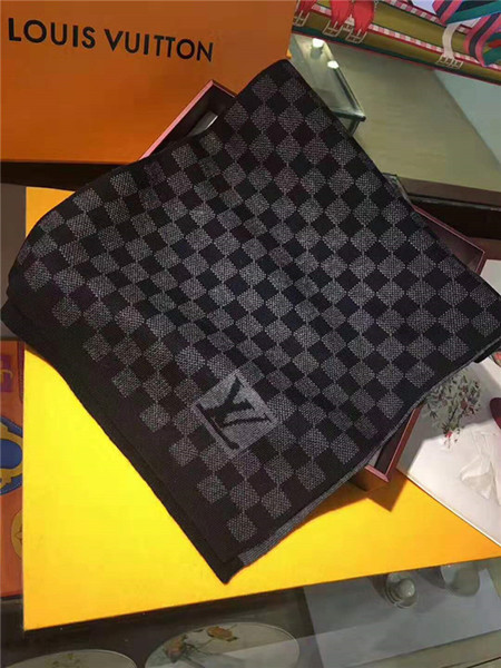 The latest fashion element in Europe and America silk cashmere scarf multi color fashion warm comfortable men's high quality scarf