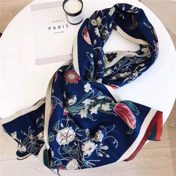 2019 New winter printed cashmere - like scarf for women with thick, warm air - conditioning shawl 180*70