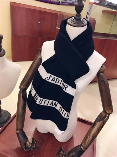 Luxury brand new menswear joker brand knitted woollen scarf fashion brand menswear 2019 designer winter carriage pattern men's scarf popular