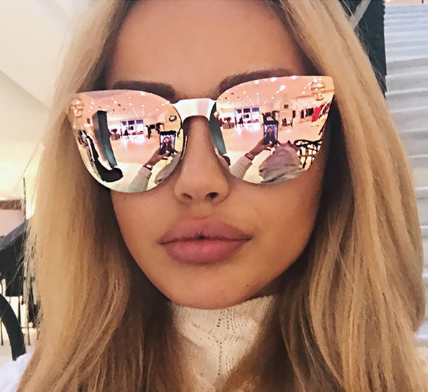 Hot Sell Fashion Diamond Cat Eye Sunglasses Women Brand Eyewear Travel Rose Pink Lady Sunglasses Catwalk Models Style A271