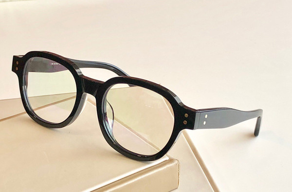 New 8043 Designer Classic Optical Glasses square Frame Glasses Simple atmosphere Style Eyewear Best selling Come with case 8043S