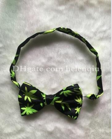 Fashion New Green Maple Leaves Mens Bowties men's ties men's bow ties men bow tie Bowtie Star Check Polka 12cmX6cm