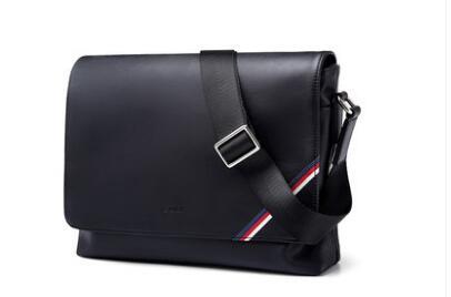 2019 new quality men's leather business casual shoulder bag design package the best quality men's shoulder bag