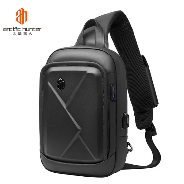 Fashion Designers Men's Square Chest Bag with USB Charge Port Messenger Bags Waterproof Business Travel Small Shoulder Bag