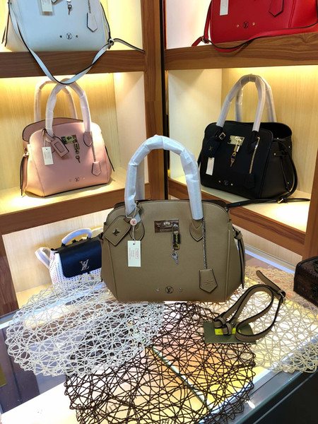 Products sell like hot cakes big luxury brand ladies hand bag new boom atmosphere portable worn designer handbags 54348