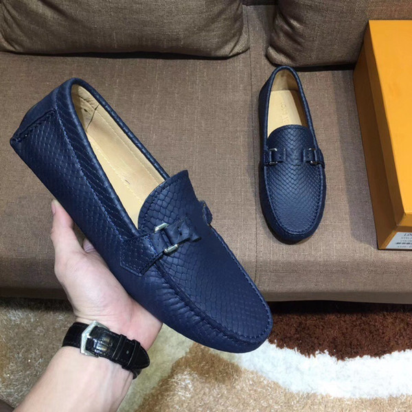 2018 Luxury designer brand mens loafers Men Designer Dress Shoes Snake Genuine Leather Metal Snap mens dress shoes Big Size Free DHL SHoes