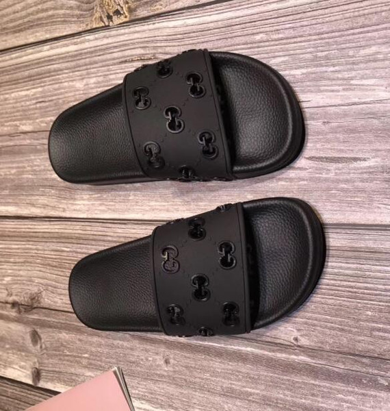 New Fashion Men Women's Flats Casual sandals Beach slippers Shoes Leather shoes Unisex flip-flops Sandals TSS54554