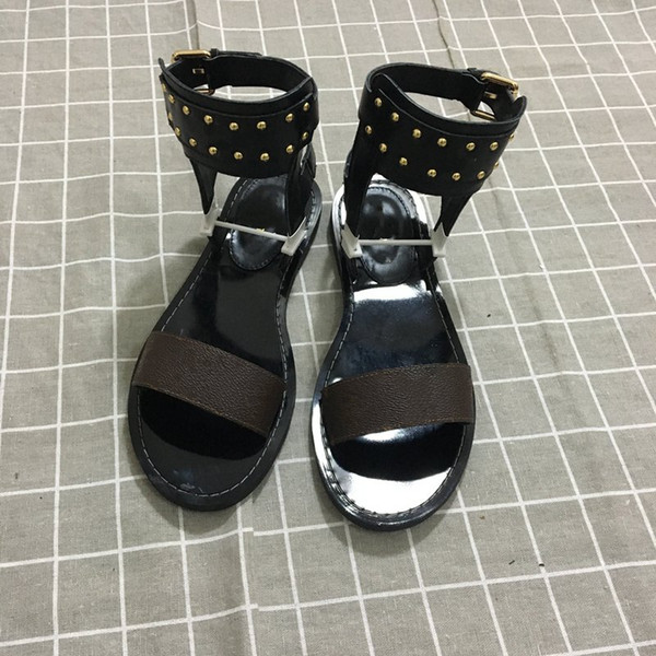 Classical New Women's Double Buckle Sandals Fashion Luxury Designer Women Shoes Flat Heels Sandals Size 35--41