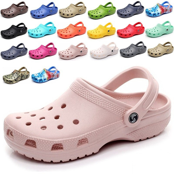 Slip On Casual Beach Clogs Waterproof Shoes Women Classic Nursing Clogs Hospital Women Work Medical Sandals