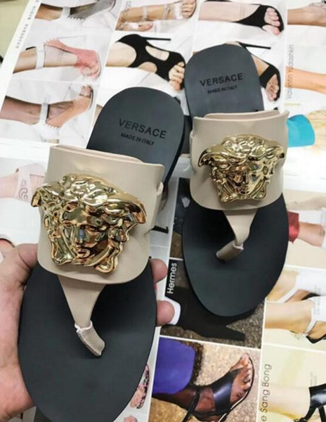 2020 New brand fashion wild non-slip medusa flats shoes sexy comfortable trend leather luxury flats sandals Size 35-43