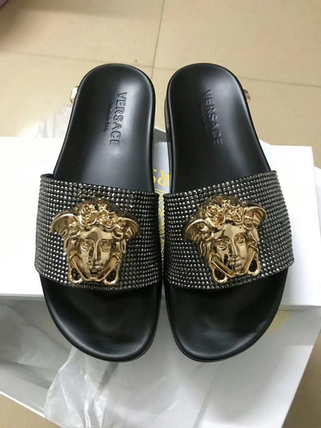 2019 High quality men's ladies indoor and outdoor slide Medusa head logo ladies bathroom slippers men's sandals WITH BOX 35-45