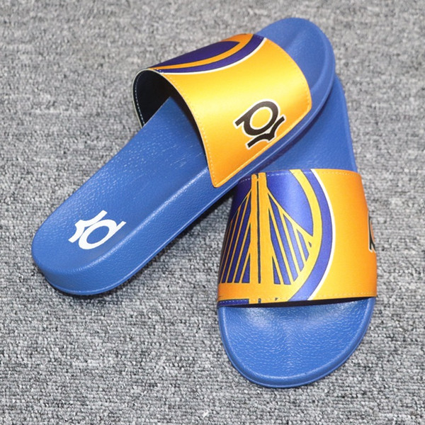 Designer Slippers Brand Desinger Slides Mens Flip Flops Summer Skid Resistance Beach Flat Slippers Shoes Basketball Football Player Fashion