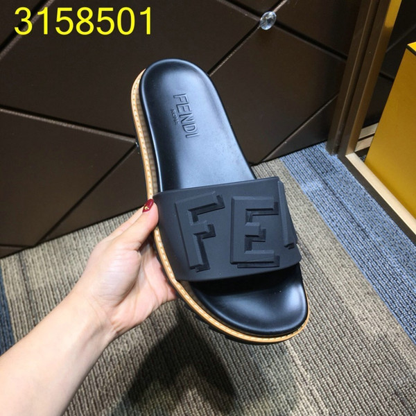 2019 Summer Fashionable Men's Sandals Letter Printing And Perfect Quality Original Design Shoes Anti-skidding