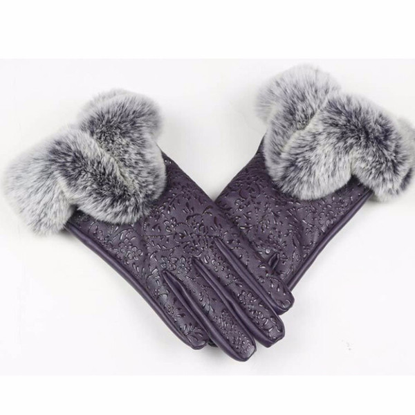 Ladies Black Leather Gloves Autumn And Winter Warm Rabbit Fur Flower Design Gloves Touch Screen