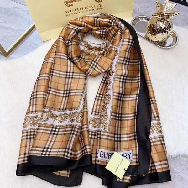 Stylish women's scarf summer new classic plaid print shawl beach towel fashion accessories size 180x90cm