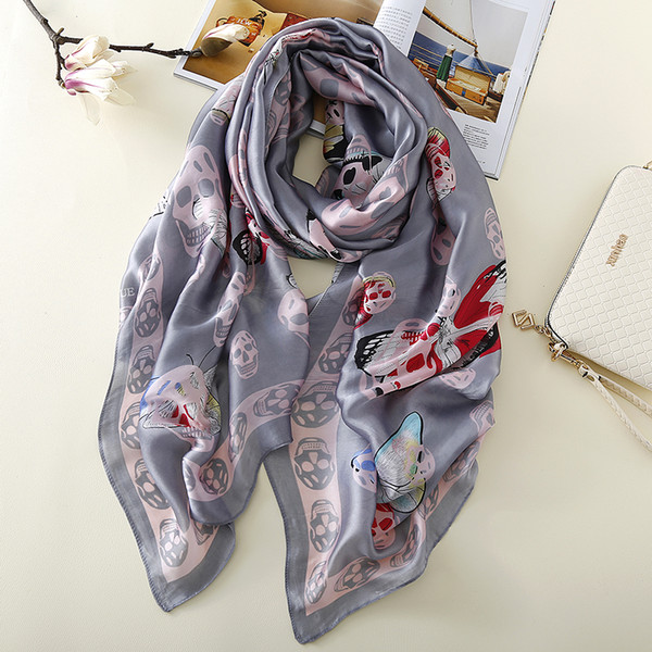 Smile Scarf Classical Skull Pattern Scarf 110g Oversized 180*90CM New Silk Satin Women Bandanas Girls Beach Sunblock Scarves A180XSD011