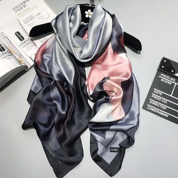 2018 luxury brand Women Silk scarf Beach Shawl and Echarpe Luxurious Wrap Designer scarves Plus Size female beach stole bandana