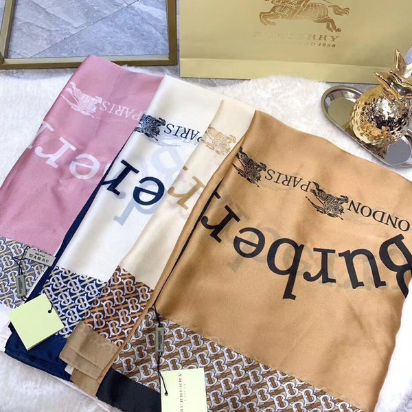 2019 European brands High-end women's monogram silk spring and summer scarf shawl fashion style beautiful Classic checked scarf