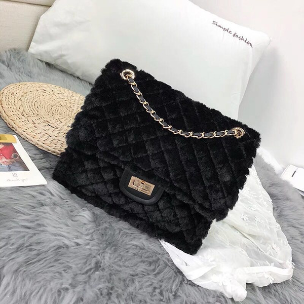 On the new small bag women 2018 new tide Korean version of Joker Messenger bag chic Lingge chain senior feeling Mao Mao bag lady