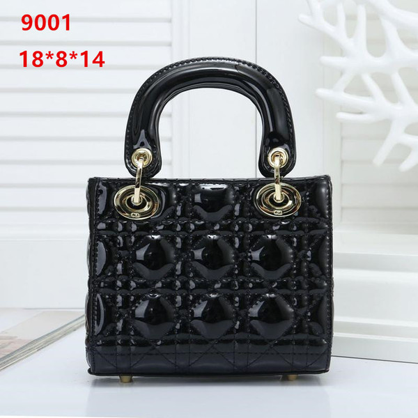 9001, 2018 best-selling new fashion handbags classic luxury, European and American designer design simple fashion female bag, free delivery