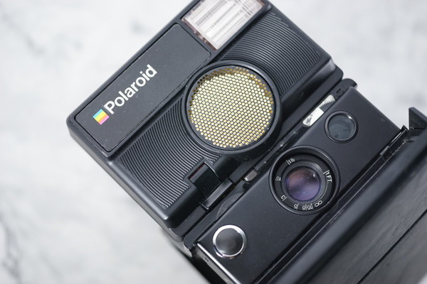 POLAROID 680 SX70 BLACK