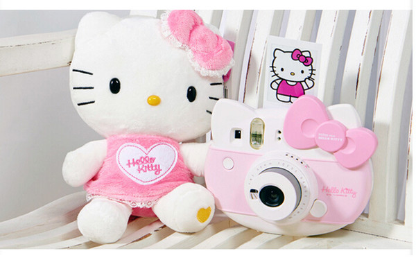 Le Ying beat a Polaroid camera imaging instax mini HELLO KITTY paragraph self-timer