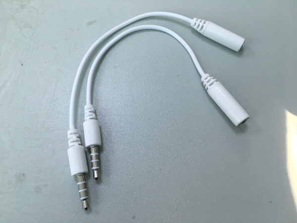 3.5mm to 3.5mm universal phone adapter