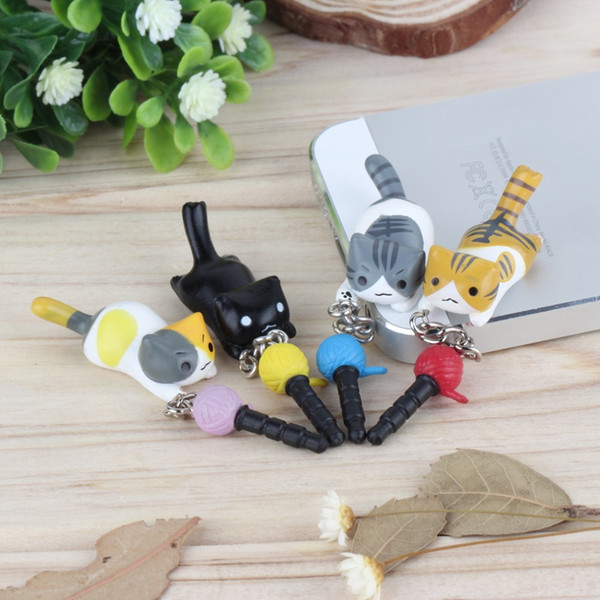 Super Cute Dust Plug Lucky Cat Playing Ball 3.5mm Anti Dust Earphone Jack Plug Stopper Cap For Phone