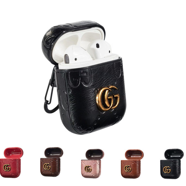 For Airpods Case Luxury Metal sign Pattern Protective Cover Hook Clasp Keychain Anti Lost Fashion Brand Earphone Cases Protector