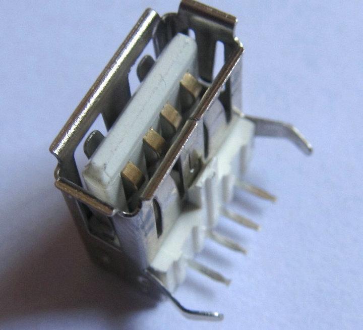 100 pcs USB 2.0 Type A Right Angle Solder Female 4 pin Welding plug Motherboard Socket Computer Parts / Accessories