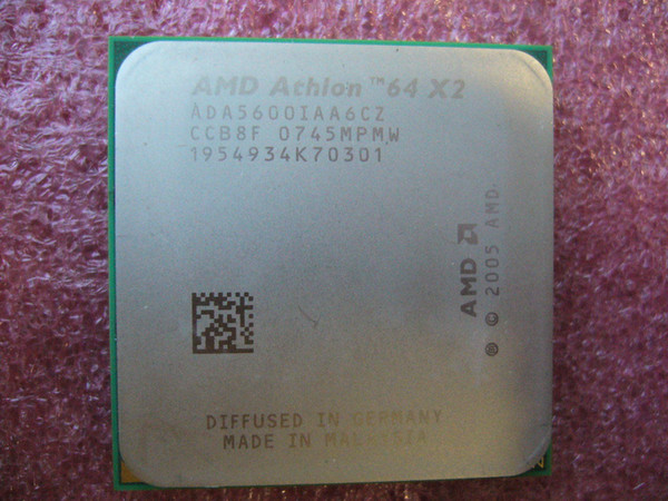 QTY 1x AMD Athlon 64 X2 5600+ 2.8 GHz Dual-Core (ADA5600IAA6CZ) CPU Socket AM2