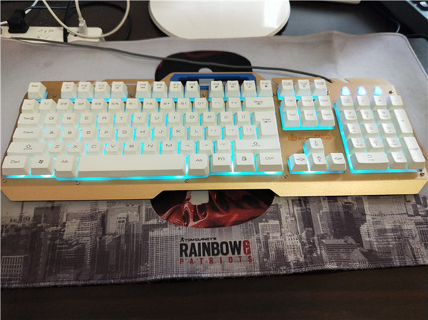 D960 Shi Ba Du 104Key hat Keyboard Mouse Combos Suspension Key Hat Have Backlight Wired USB Game Keyboard Rainbow luminescent Mouse Sleeve