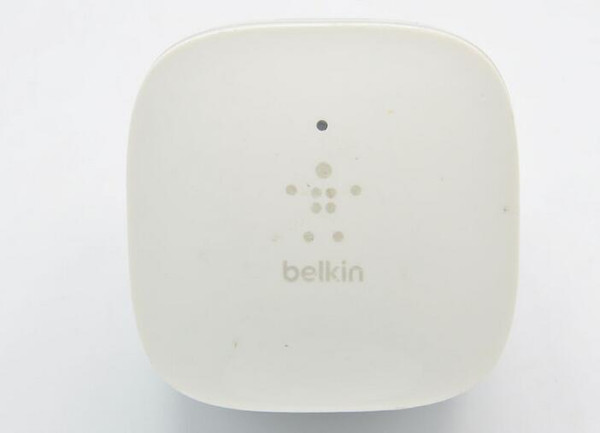 Genuine Belkin N300 Wi-Fi F9K1015 300M Belkin N300 Wall-Mount Wi-Fi Range Extender USED