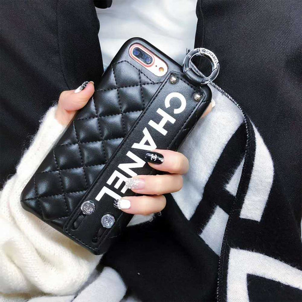 Luxury Phone Case for IPhone X Fashion Paris Show Classic Rhombus Lattice Wristband Leather Phone Back Cover for IPhone 6 6plus 7/8 7/8plus