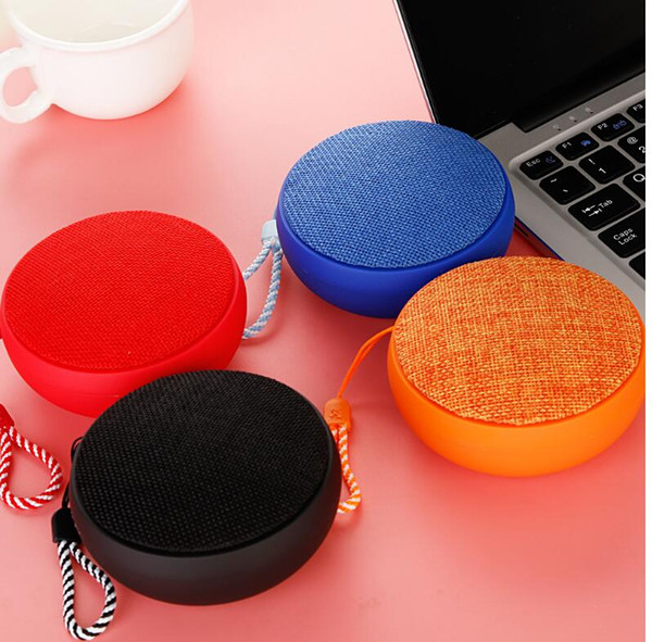 Q9 hand strap hook card mini round fabric wireless Bluetooth audio plastic outdoor portable bluetooth speaker