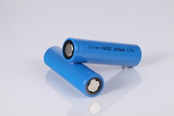 High quality flat top 18650 3.7V 2600mAh Rechargeable Lithium Ion Battery for torch and lighting