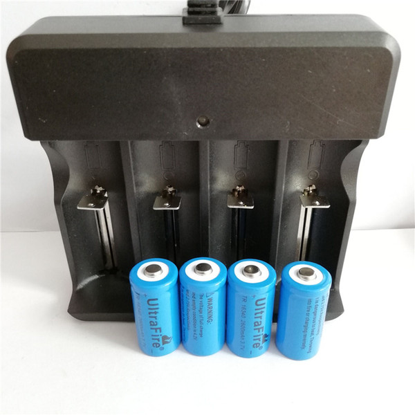 High quality four 16340 3.7v 2600mAH lithium battery blue + four-slot universal lithium battery charger, manufacturers direct sales