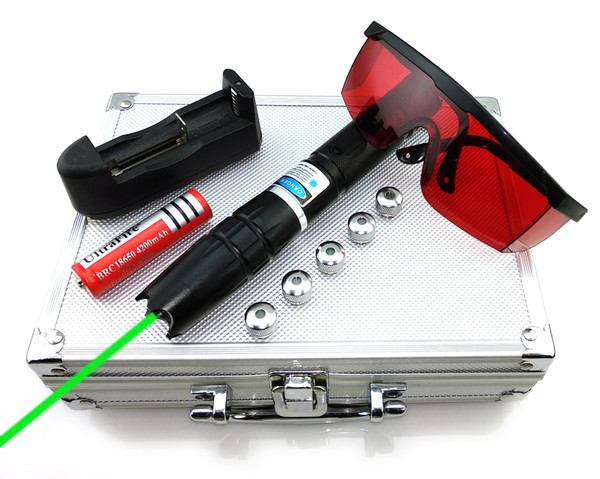 SDLasers GQ2-0300 Adjustable Focus 532nm Green Laser Pointer With 1*18650 Li Battery & 5*Star Cap & Charger & Goggles and Aluminum Case