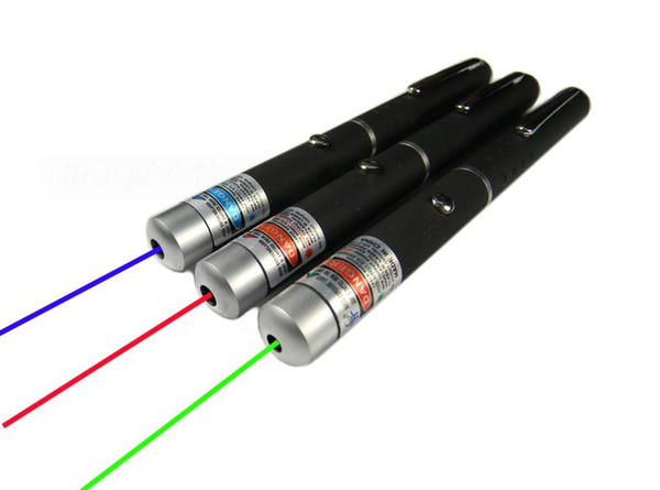 1Pcs 5mW 532nm Green Laser Pen Powerful Laser Pointer Presenter Remote Lazer Hunting Laser Bore Sighter Without Battery