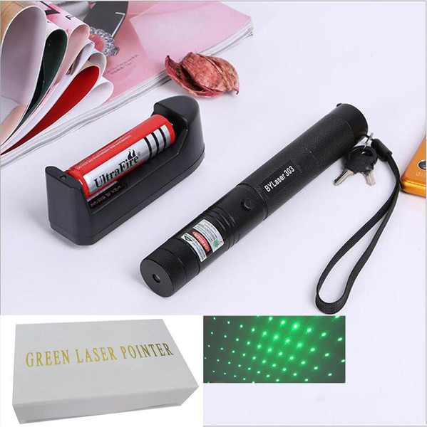 Laser pointer 303 DC3.7V outdoor flashlight with rechargable 18650 battery charger and retail box 532nm green laser star pointer Free Ship