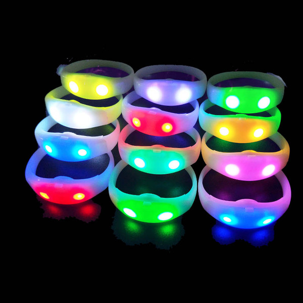 LED Bracelets Remote Controlled RF Lighting Bracelets LED Wristbands for Event Intelligent Radio Controlled LED Wristbands