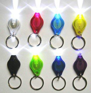 Wholesale - white light 20000mcd LED Flashlight White Torch Key Chains Ring Keyrings