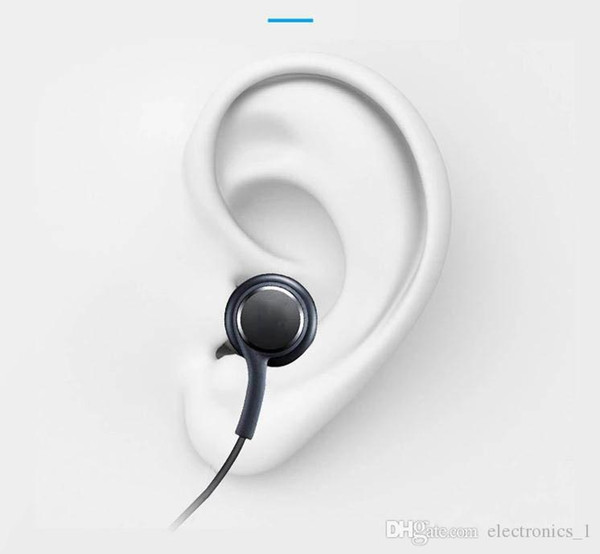 Super experience In-ear earphone AK wired earbuds Wire-controlled noise canceling headphones with mic for s7 s8 s9 note8