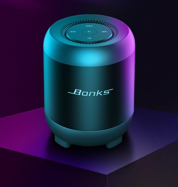 Wireless Bluetooth speaker with built-in bass enhancement diaphragm HiFi sound support TF USB 2000 mAh