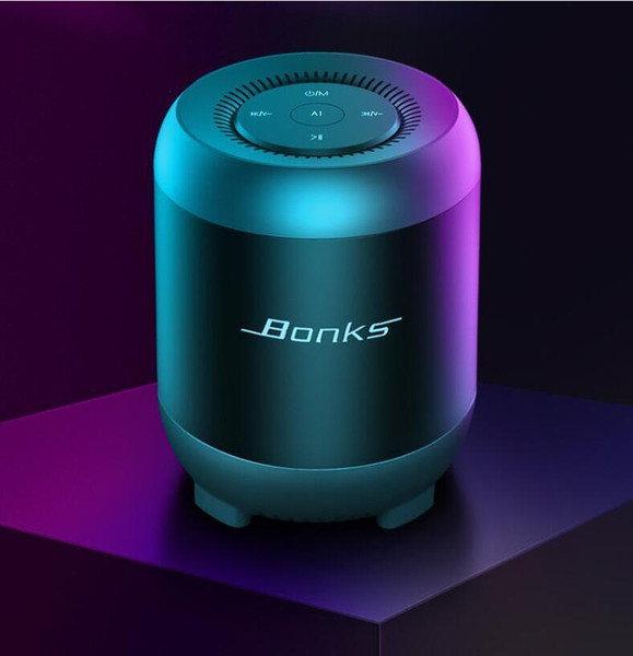 Wireless Bluetooth speaker with built-in bass enhancement diaphragm HiFi sound support TF USB 2000 mAh