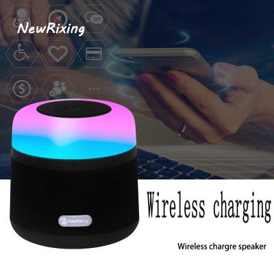 New hot fast wireless charger Bluetooth speaker / black red outdoor portable wireless Bluetooth speaker/into the store to choose more styles