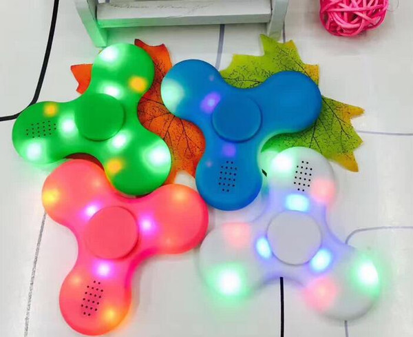 2018 Mini LED fingertip gyro Bluetooth audio Small waist mesh speaker wireless audio