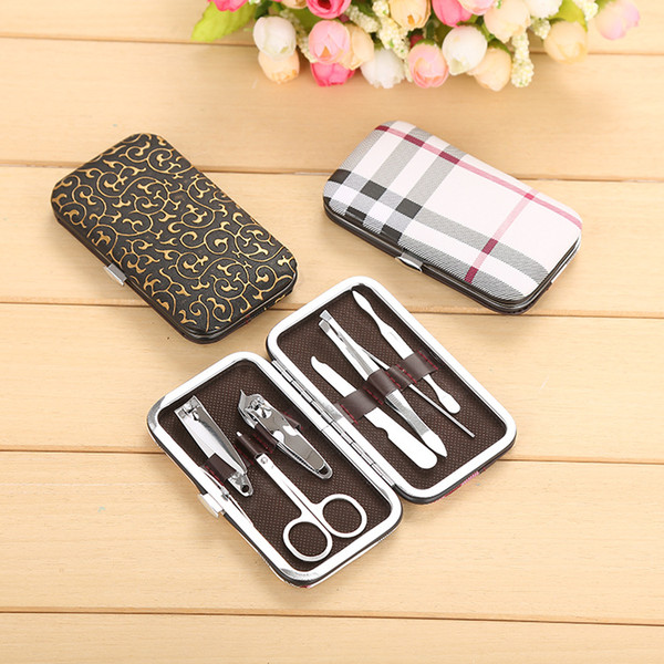 7pcs Manicure Set and kit Pedicure Scissor Tweezer Knife Ear pick Utility Nail Clipper Kit, Stainless steel Nail Care Tool Sets