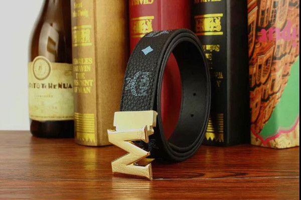 009 Design Big Buckle Belts Men and Women Fashion Designer Belts H Luxury Cow Genuine Leather L Belt Waist